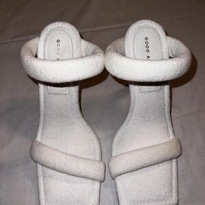 Good American Plush White Heels